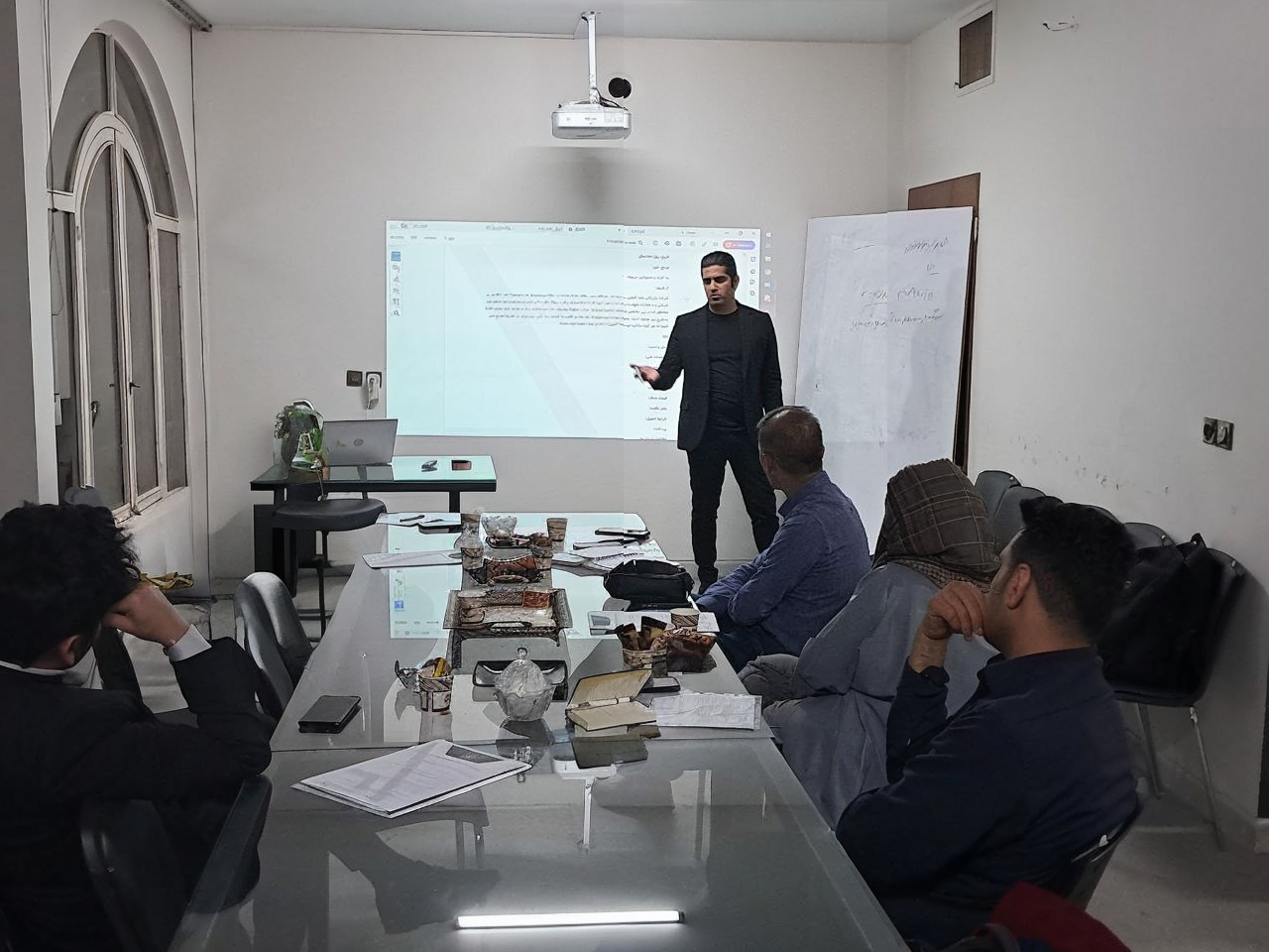 جلسة تدريبية لفريق المبيعات